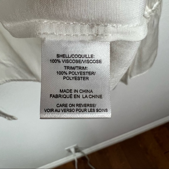 Divine Heritage Satin Lace Inset Ruffle Blouse White Long Sleeve Button Down Top - Picture 8 of 9